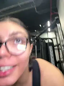 Snapshot of zui_lu chatting on March 5, 2025, 6:33 am zui lu online show from March 5, 2025, 6:33 am