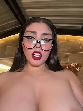 Snapshot of zui_lu chatting on March 23, 2025, 7:42 am zui lu online show from March 23, 2025, 7:42 am