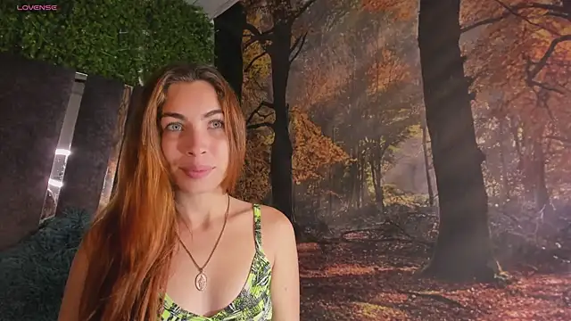 Mia Parissi online show from January 4, 2025, 12:38 pm