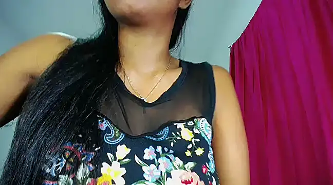 Snapshot of Sashabreck chatting on January 15, 2025, 4:36 am Sashabreck online show from January 15, 2025, 4:36 am