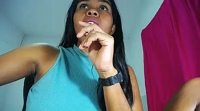 Snapshot of Sashabreck chatting on February 3, 2025, 6:24 am Sashabreck online show from February 3, 2025, 6:24 am