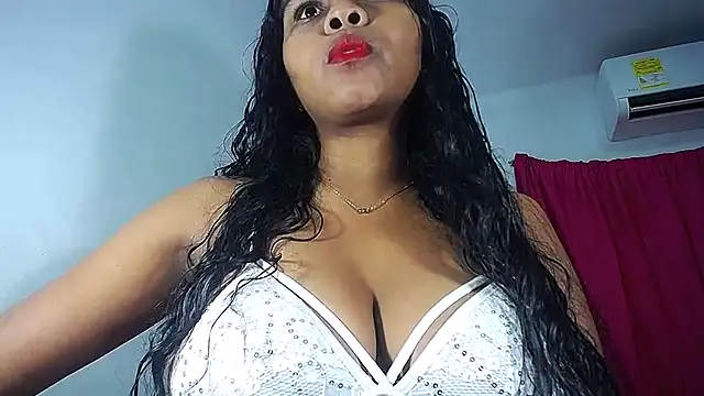 Sashabreck online show from May 30, 2026, 2:52 am