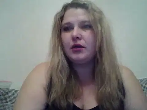 ParisMimi online show from December 2, 2025, 9:25 am