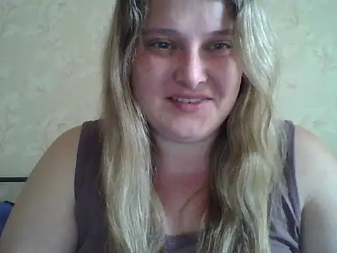 Snapshot of ParisMimi chatting on May 12, 2026, 10:45 am ParisMimi online show from May 12, 2026, 10:45 am