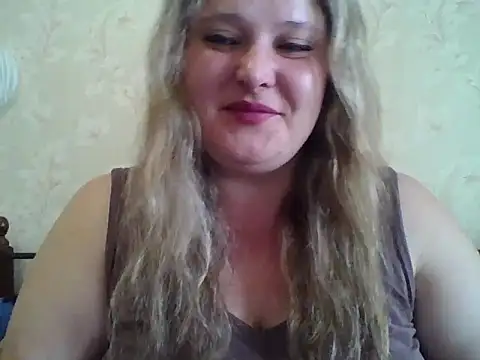 Snapshot of ParisMimi chatting on May 16, 2026, 6:32 am ParisMimi online show from May 16, 2026, 6:32 am