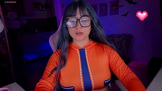 Snapshot of FernandaOrtegaaa chatting on April 4, 2026, 11:57 pm FernandaOrtegaaa online show from April 4, 2026, 11:57 pm