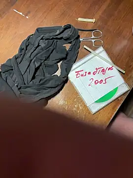 Ariel Ari online show from November 6, 2025, 4:46 am