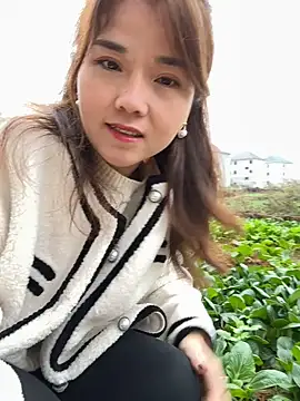 Snapshot of Efangfang chatting on December 7, 2024, 1:25 am Efangfang online show from December 7, 2024, 1:25 am