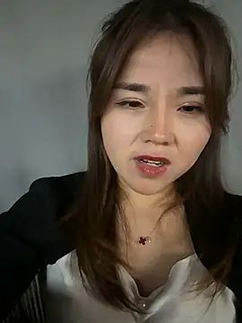 Snapshot of Efangfang chatting on December 17, 2024, 1:38 pm Efangfang online show from December 17, 2024, 1:38 pm