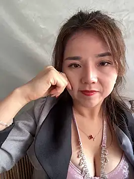Snapshot of Efangfang chatting on December 25, 2024, 4:22 am Efangfang online show from December 25, 2024, 4:22 am