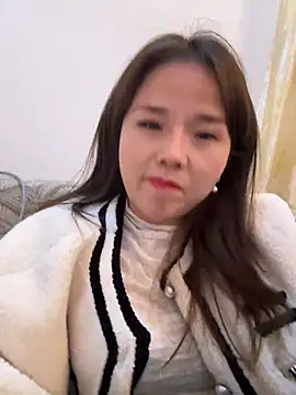Snapshot of Efangfang chatting on January 18, 2025, 12:15 pm Efangfang online show from January 18, 2025, 12:15 pm