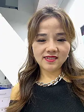 Snapshot of Efangfang chatting on February 27, 2025, 11:31 am Efangfang online show from February 27, 2025, 11:31 am