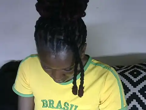 Pretty-emmie online show from January 22, 2025, 7:13 pm