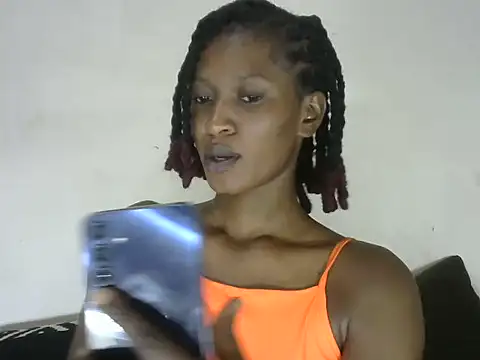 Pretty-emmie online show from February 27, 2025, 6:09 pm