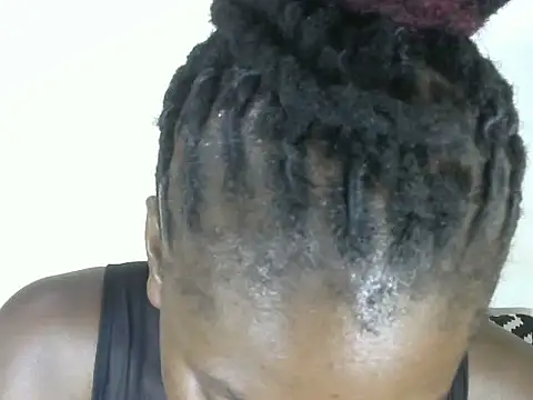 Pretty-emmie online show from March 6, 2025, 11:20 pm