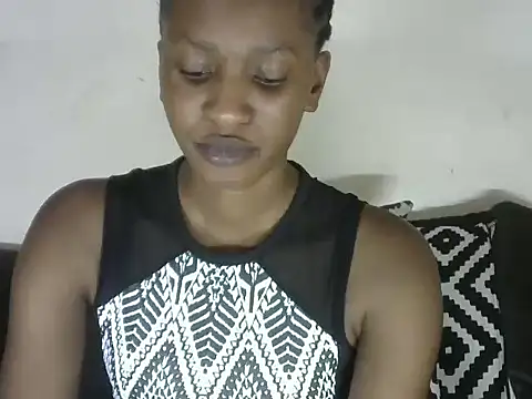 Pretty-emmie online show from March 12, 2025, 7:59 pm