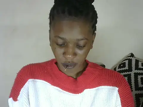 Pretty-emmie online show from March 20, 2025, 11:38 am