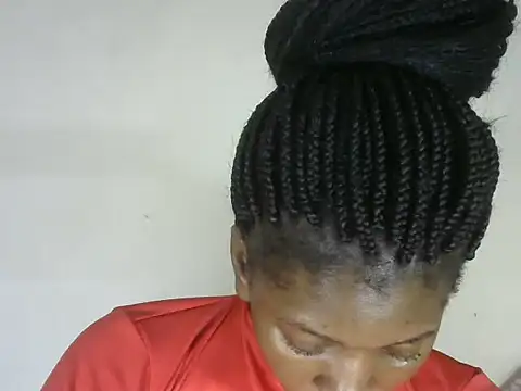 Pretty-emmie online show from September 29, 2025, 10:25 pm