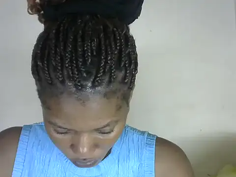 Pretty-emmie online show from October 10, 2025, 11:04 pm