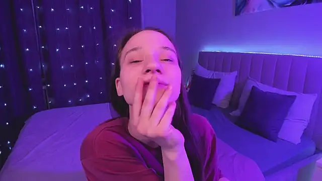 Snapshot of StaceySunny chatting on February 12, 2025, 5:26 pm StaceySunny online show from February 12, 2025, 5:26 pm