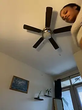 Snapshot of goldbuni chatting on December 26, 2024, 2:05 pm goldbuni online show from December 26, 2024, 2:05 pm