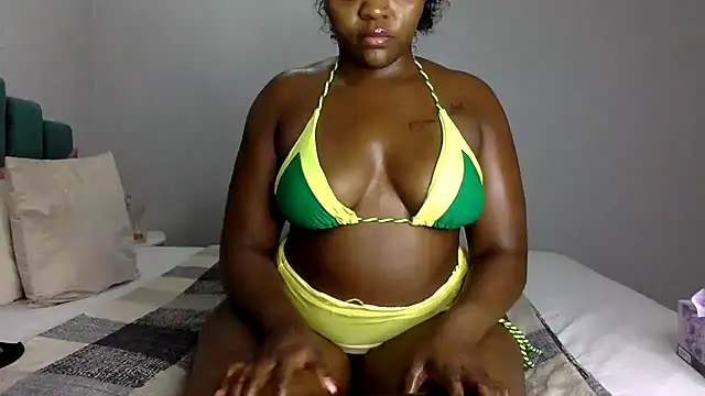 Snapshot of Bootylexy22 chatting on October 19, 2025, 7:03 pm Bootylexy22 online show from October 19, 2025, 7:03 pm