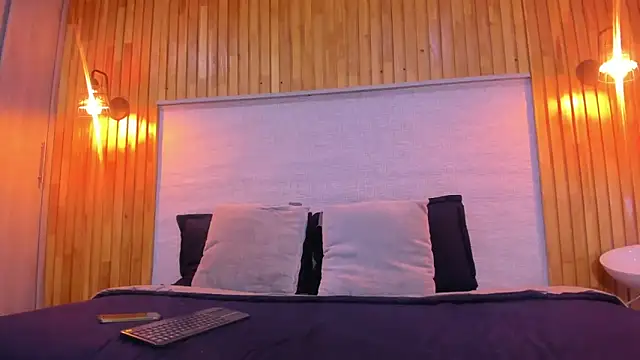 amelialeen7 online show from December 22, 2024, 1:22 pm