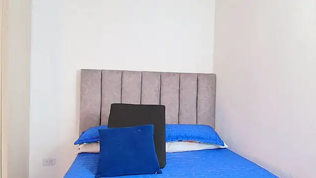 Snapshot of karina_lewis_ chatting on December 20, 2024, 3:14 am karina lewis online show from December 20, 2024, 3:14 am