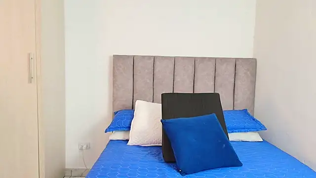 Snapshot of karina_lewis_ chatting on January 15, 2025, 3:11 am karina lewis online show from January 15, 2025, 3:11 am