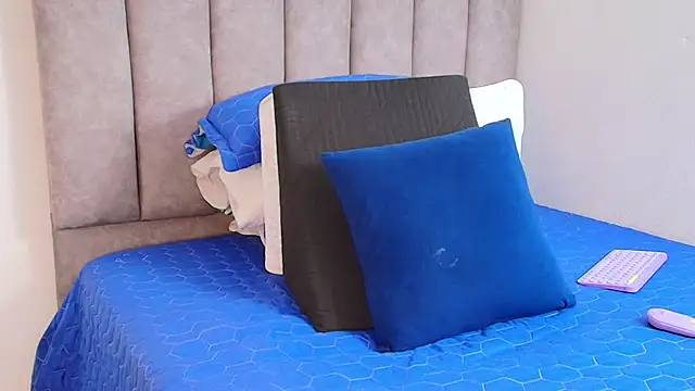 Snapshot of karina_lewis_ chatting on January 21, 2025, 6:22 am karina lewis online show from January 21, 2025, 6:22 am