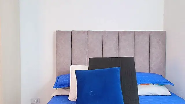 Snapshot of karina_lewis_ chatting on January 24, 2025, 3:22 am karina lewis online show from January 24, 2025, 3:22 am