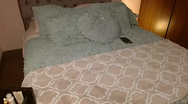 Roussmariehenao online show from January 19, 2025, 5:48 am