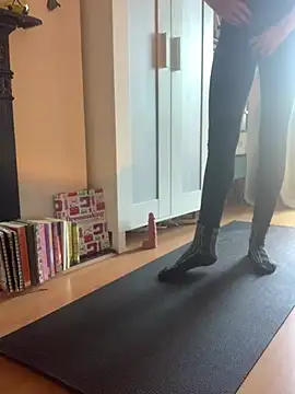 Littlelolo60 online show from February 26, 2025, 9:42 am