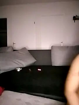 MarochienneAnissa online show from April 4, 2026, 2:21 am