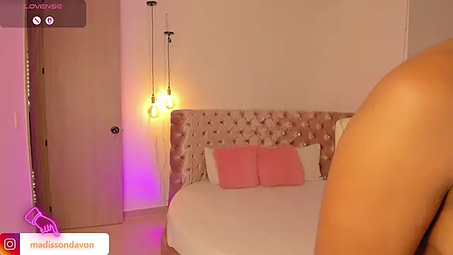 madisson davon online show from March 21, 2026, 10:57 pm