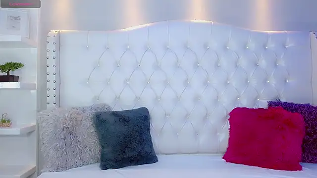 AlanaBekeer online show from January 18, 2025, 7:58 pm