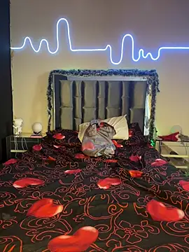 Lya-Kasandra online show from December 8, 2024, 7:54 pm