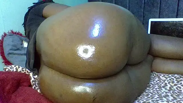 Snapshot of sweettnadia chatting on February 20, 2025, 6:57 pm sweettnadia online show from February 20, 2025, 6:57 pm