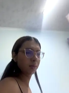 Snapshot of sara_saenz99 chatting on November 1, 2025, 8:22 pm sara saenz99 online show from November 1, 2025, 8:22 pm