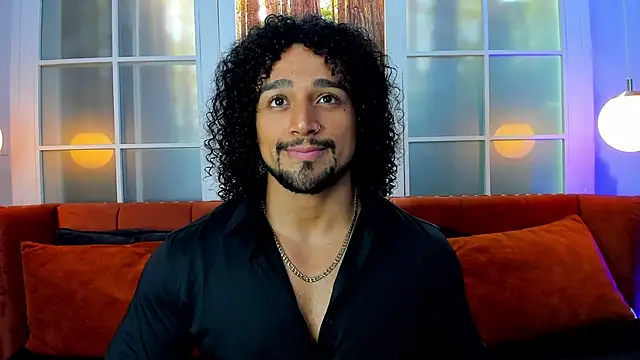 MikeEstevess online show from February 8, 2025, 1:44 pm