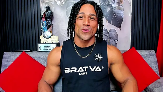 MikeEstevess online show from September 13, 2025, 9:47 pm