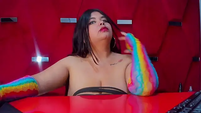 Snapshot of Thyna_Smithx69 chatting on January 2, 2025, 7:07 pm Thyna Smithx69 online show from January 2, 2025, 7:07 pm