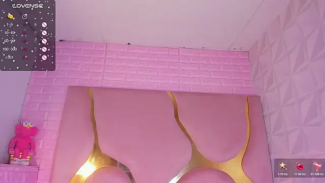 Thyna Smithx69 online show from December 22, 2025, 12:02 pm