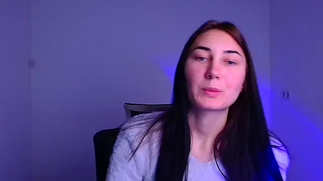 Jennifer Blum online show from December 9, 2024, 5:40 am