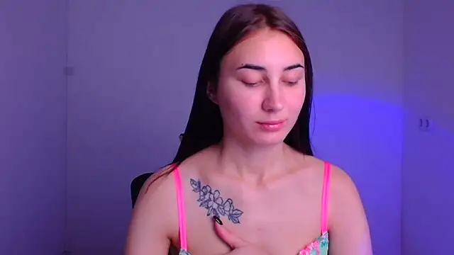 Jennifer Blum online show from December 10, 2024, 6:54 am