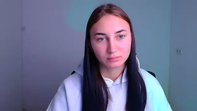 Jennifer Blum online show from January 6, 2025, 9:30 am