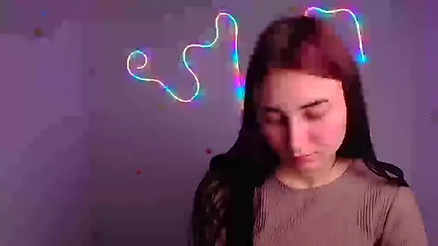 Jennifer Blum online show from March 10, 2025, 9:10 am