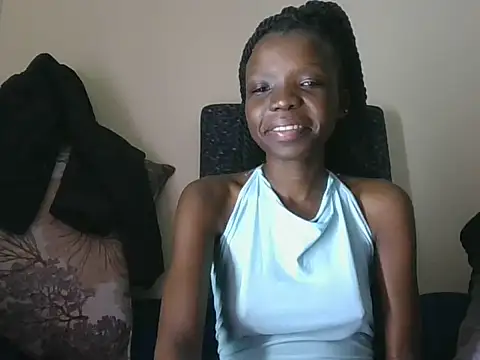 Snapshot of Baddie_Floxxy chatting on May 18, 2026, 4:18 am Baddie Floxxy online show from May 18, 2026, 4:18 am