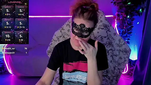 Snapshot of Sexy-Housewife chatting on December 7, 2024, 12:08 am Sexy-Housewife online show from December 7, 2024, 12:08 am