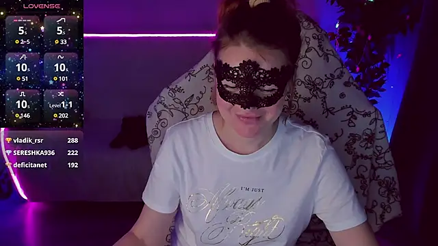 Snapshot of Sexy-Housewife chatting on January 11, 2025, 10:18 pm Sexy-Housewife online show from January 11, 2025, 10:18 pm